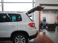 2010款 2.0TSI 自动 四驱旗舰版 5座