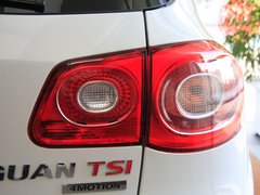 2010款 2.0TSI 自动 四驱旗舰版 5座