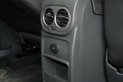 2010款 2.0TSI 自动 四驱旗舰版 5座