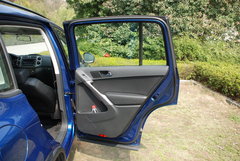 2010款 2.0TSI 自动 四驱旗舰版 5座