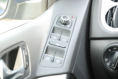 2010款 2.0TSI 自动 四驱旗舰版 5座