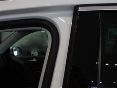 2010款 2.0TSI 自动 四驱旗舰版 5座