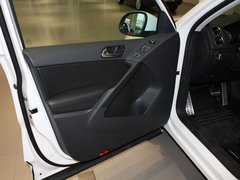 2010款 2.0TSI 自动 四驱旗舰版 5座