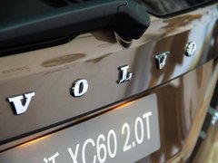 2010款 3.0T 自动 AWD舒适版 5座