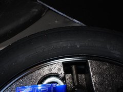 2010款 3.0T 自动 AWD舒适版 5座