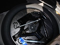 2010款 3.0T 自动 AWD舒适版 5座