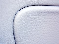 2010款 3.0T 自动 AWD舒适版 5座