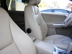 2010款 3.0T 自动 AWD舒适版 5座