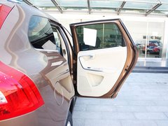 2010款 3.0T 自动 AWD舒适版 5座