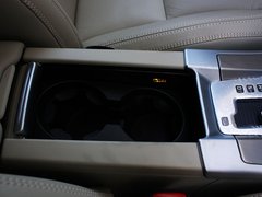 2010款 3.0T 自动 AWD舒适版 5座