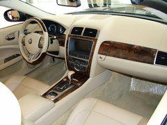 2006款 4.2 自动 敞篷跑车
