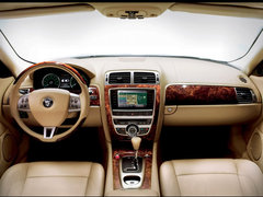 2006款 4.2 自动 敞篷跑车