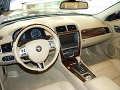 2006款 4.2 自动 敞篷跑车