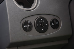 2009款 1.3L 手动 标准型