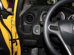 2008款 1.3L 自动 舒适版