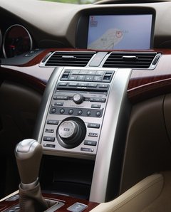 2009款 3.7L 自动 
