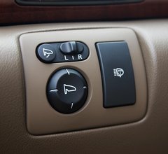 2009款 3.7L 自动 