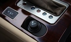 2009款 3.7L 自动 
