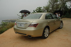 2009款 3.7L 自动 