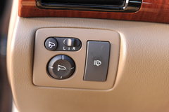 2009款 3.7L 自动 