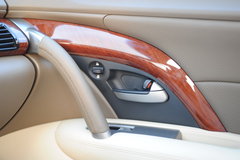 2009款 3.7L 自动 