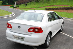 2008款 1.6L 自动 豪华型