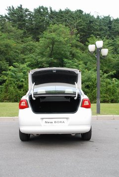 2008款 1.6L 自动 豪华型