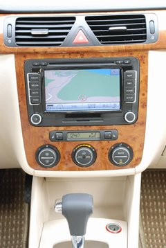 2008款 1.6L 自动 豪华型