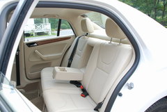 2008款 1.6L 自动 豪华型