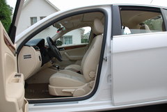 2008款 1.6L 自动 豪华型