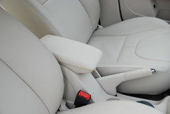 2008款 1.6L 自动 豪华型
