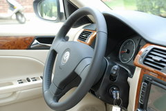2008款 1.6L 自动 豪华型