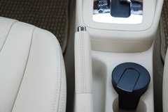 2008款 1.6L 自动 豪华型