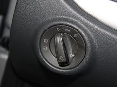 2008款 2.0L 自动 品尊版