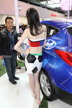 2008款 2.0L 自动 品尊版