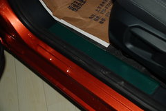 2010款 两厢 1.5L 自动 时尚型限量版