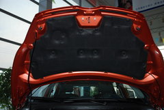 2010款 两厢 1.5L 自动 时尚型限量版