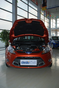 2010款 两厢 1.5L 自动 时尚型限量版