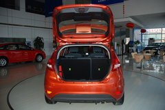 2010款 两厢 1.5L 自动 时尚型限量版