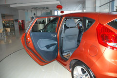 2010款 两厢 1.5L 自动 时尚型限量版