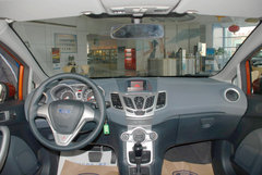 2010款 两厢 1.5L 自动 时尚型限量版