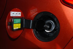 2010款 两厢 1.5L 自动 时尚型限量版