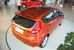 2010款 两厢 1.5L 自动 时尚型限量版