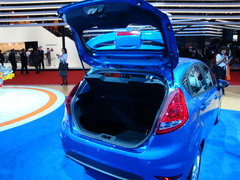 2010款 两厢 1.5L 手动 时尚型限量版