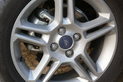 2010款 两厢 1.5L 手动 时尚型限量版