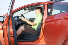 2010款 两厢 1.5L 手动 时尚型限量版