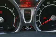 2010款 两厢 1.5L 手动 时尚型限量版