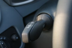 2010款 两厢 1.5L 手动 时尚型限量版