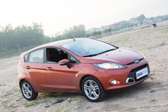 2010款 两厢 1.5L 手动 时尚型限量版