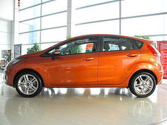 2010款 两厢 1.5L 手动 时尚型限量版